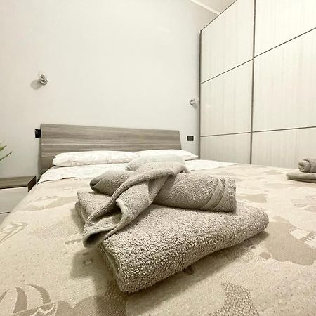 One Key Home Верона Екстериор снимка