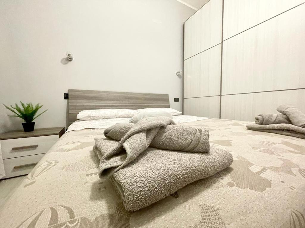 One Key Home Верона Екстериор снимка